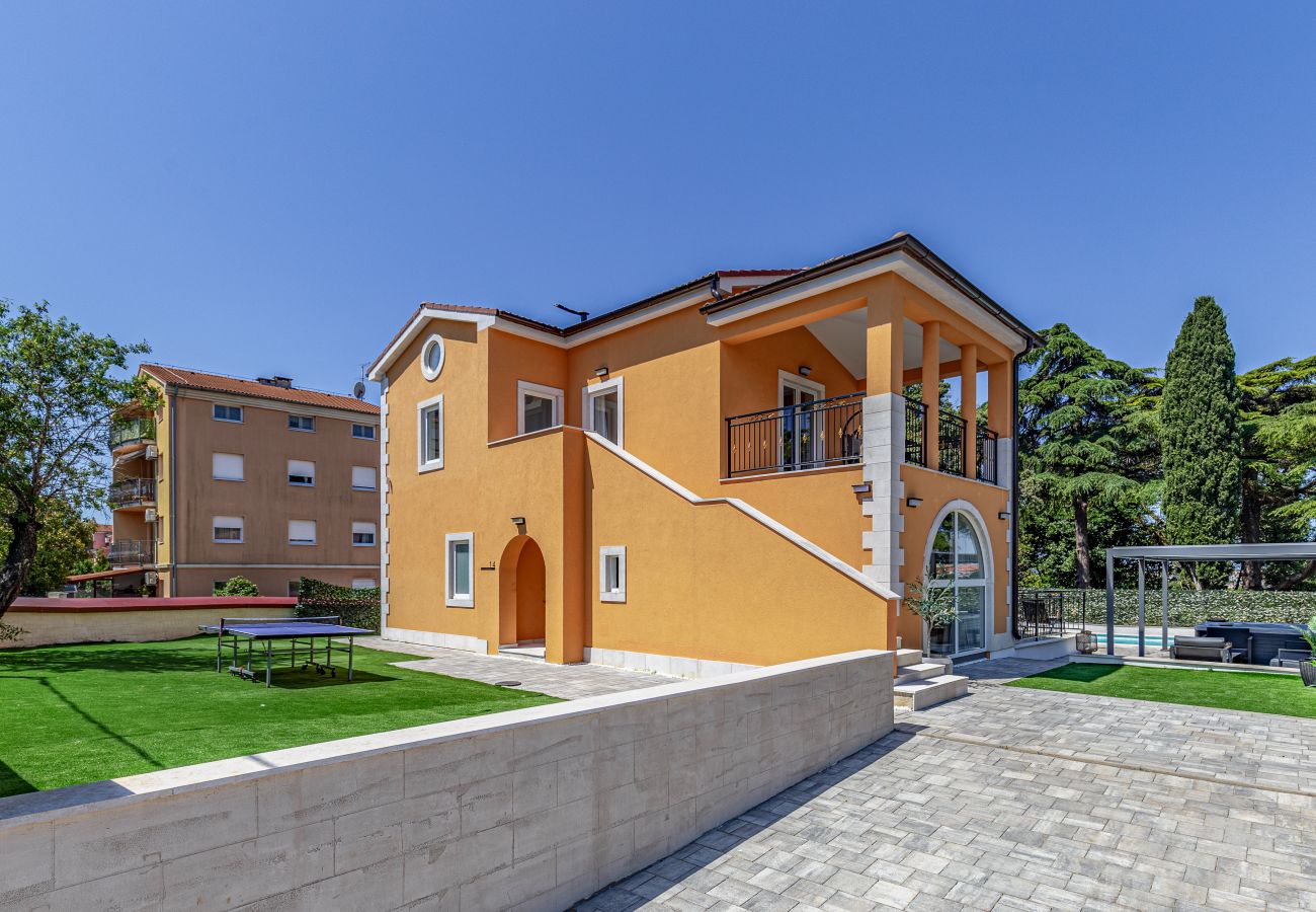 Villa in Pula - Lotus Deluxe Villa with Pool & Jacuzzi 14