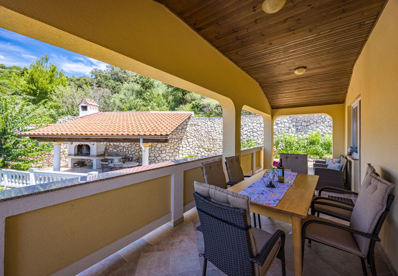 Apartment in Kampor - Two Bedroom Apt near the Beach - Villa Jagoda