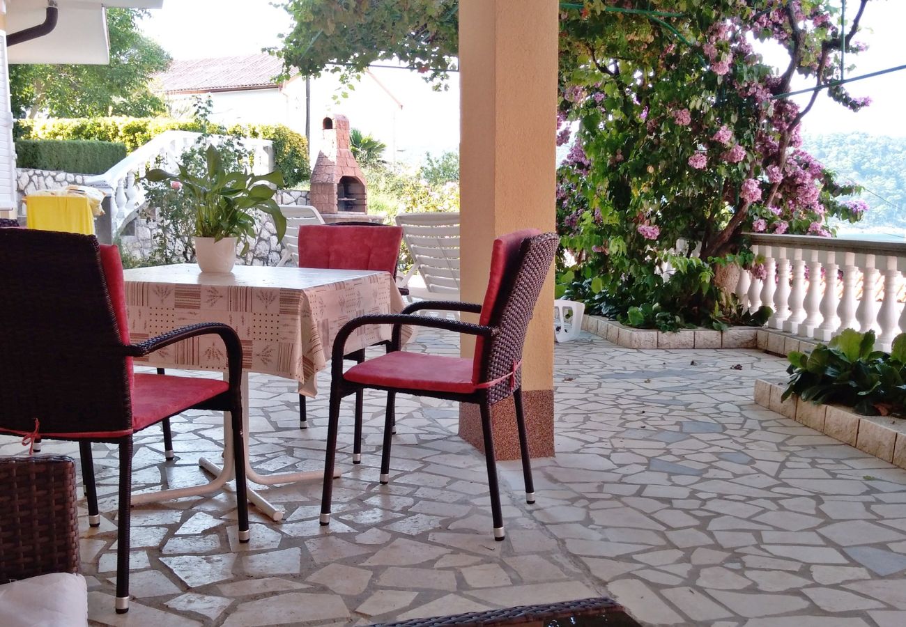 Apartment in Kampor - One Bedroom Apt. near the Beach - Villa Jagoda