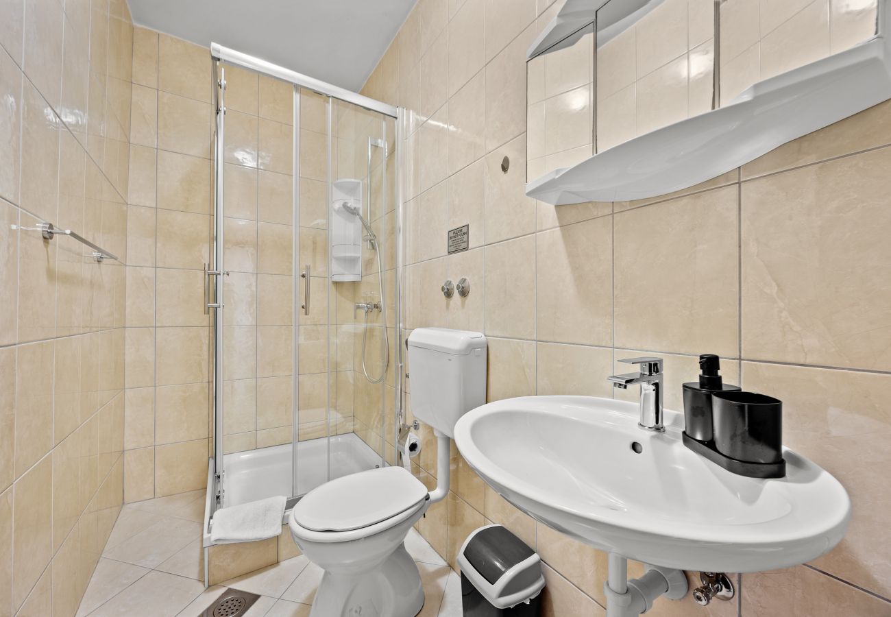 Apartment in Supetarska Draga - Apartment Nikolina 3 with Sea View