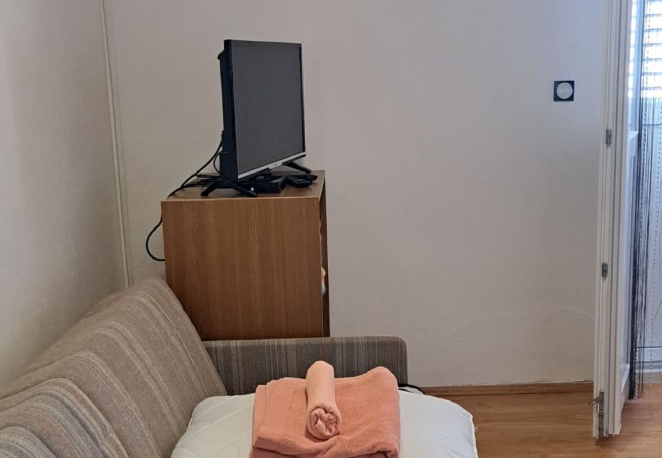 Apartment in Pag - Apartments Volarić - sea view A2