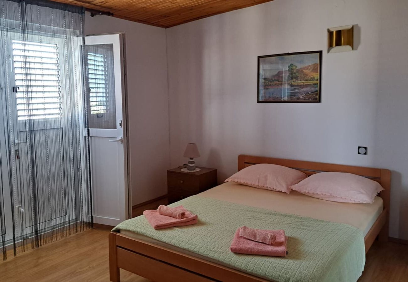 Apartment in Pag - Apartments Volarić - sea view A2