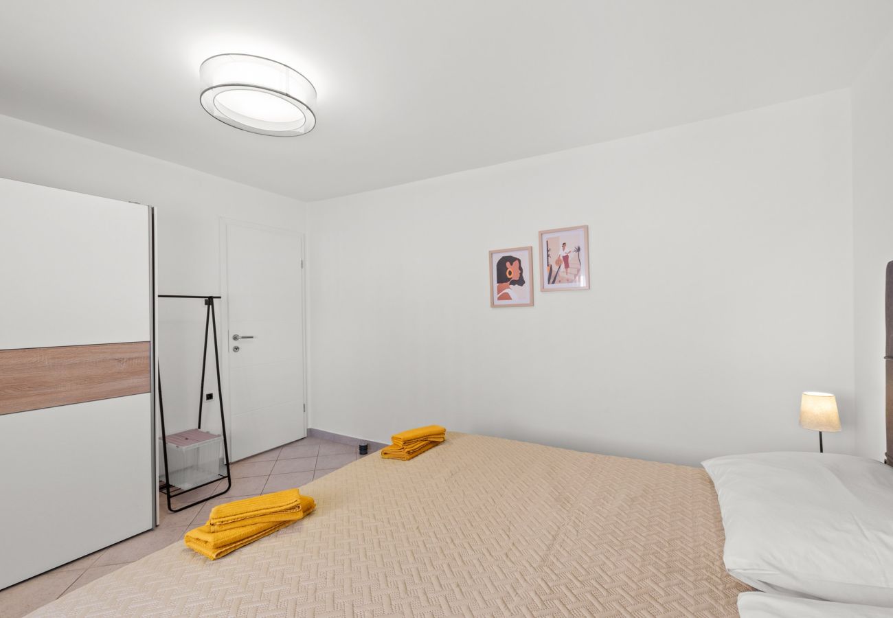 Apartment in Funtana - Sea Breeze Funtana Apartment A3