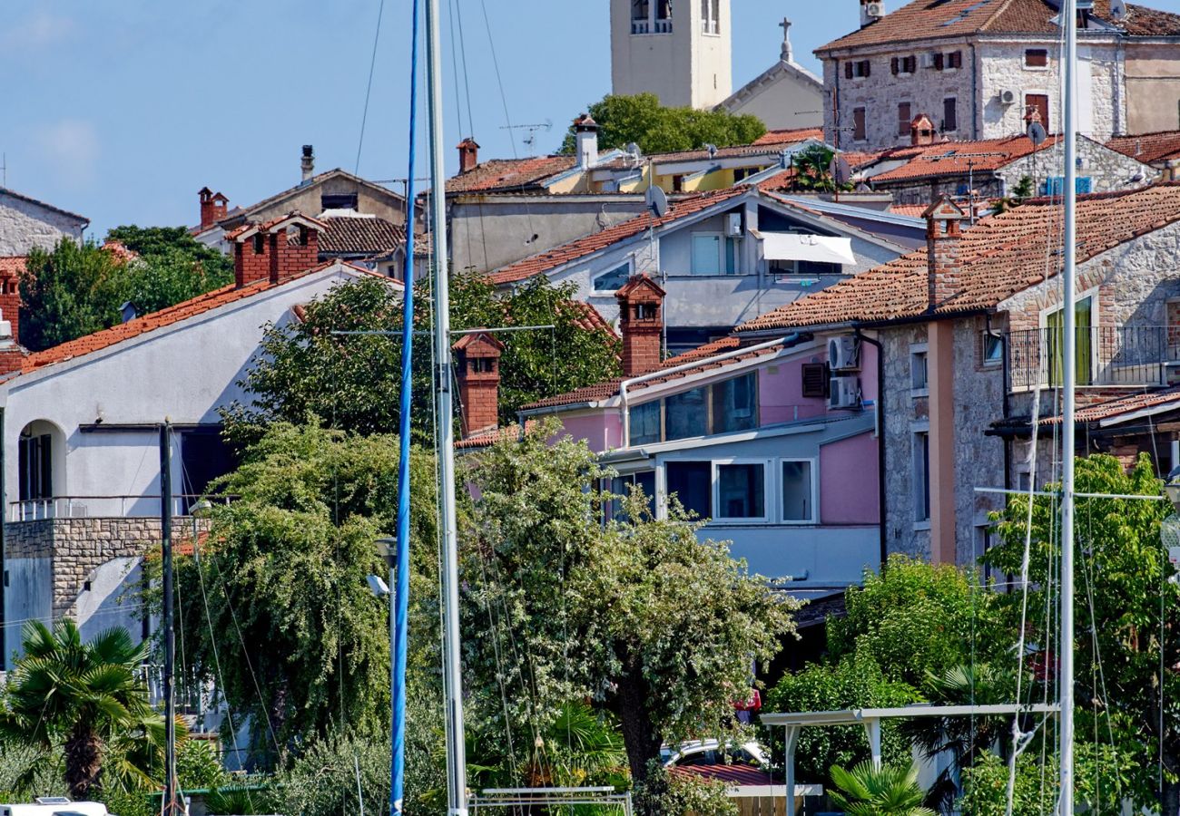 Apartment in Funtana - Sea Breeze Funtana Apartment A3