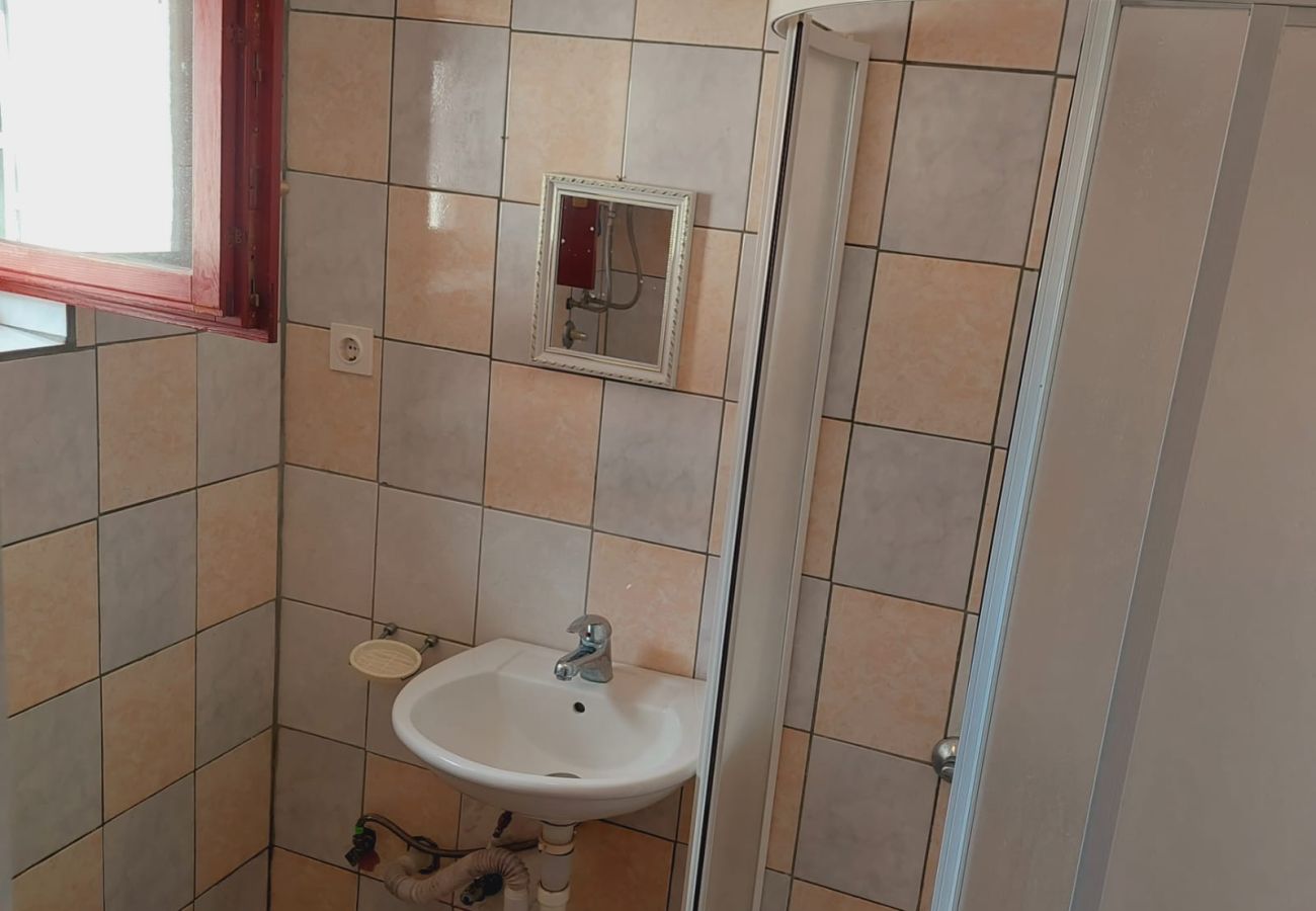 Apartment in Tisno - Apartments Tisno - one bedroom (left)