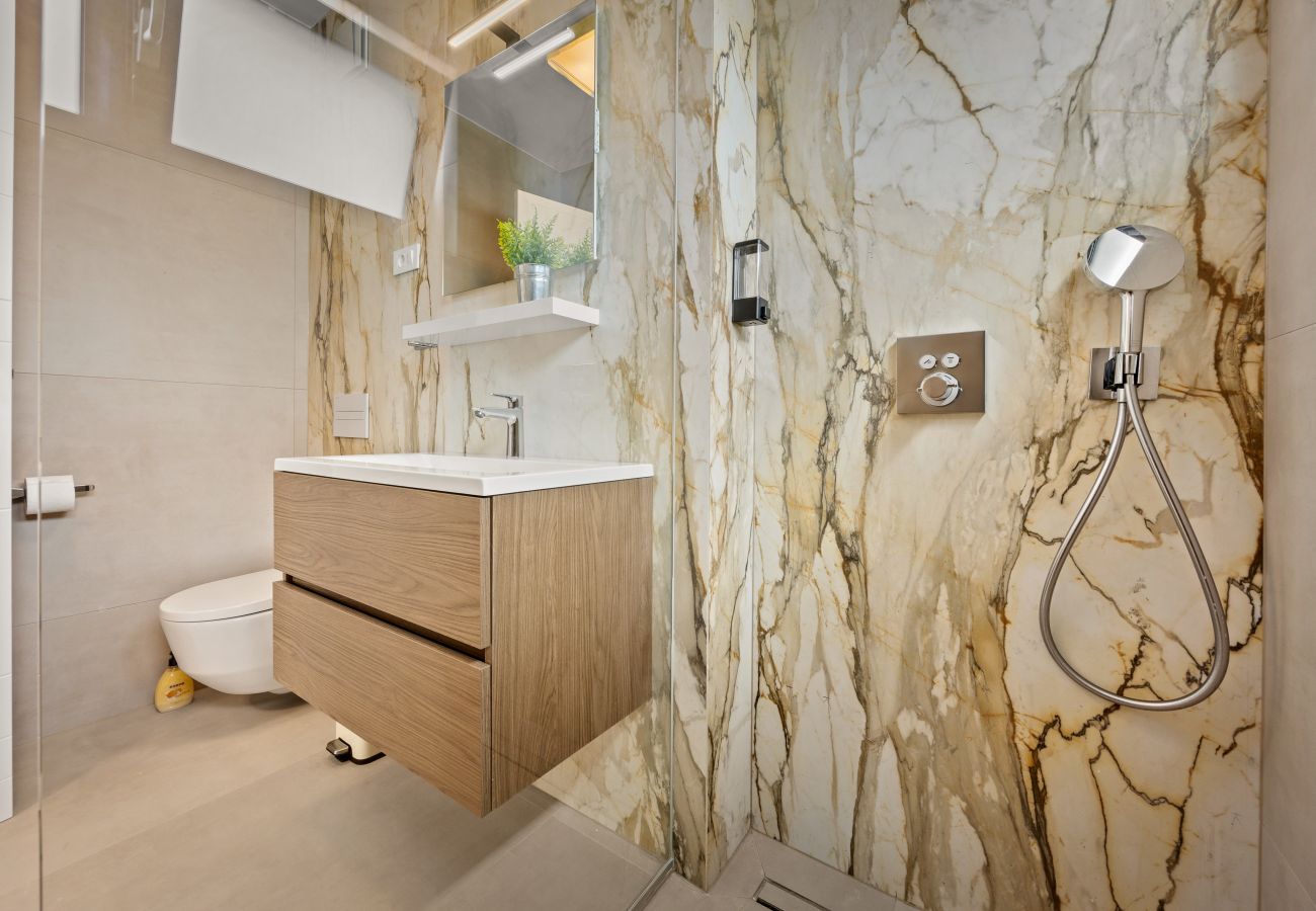 Apartment in Zadar - Olive Luxe Penthouse with Jacuzzi and Sea View 