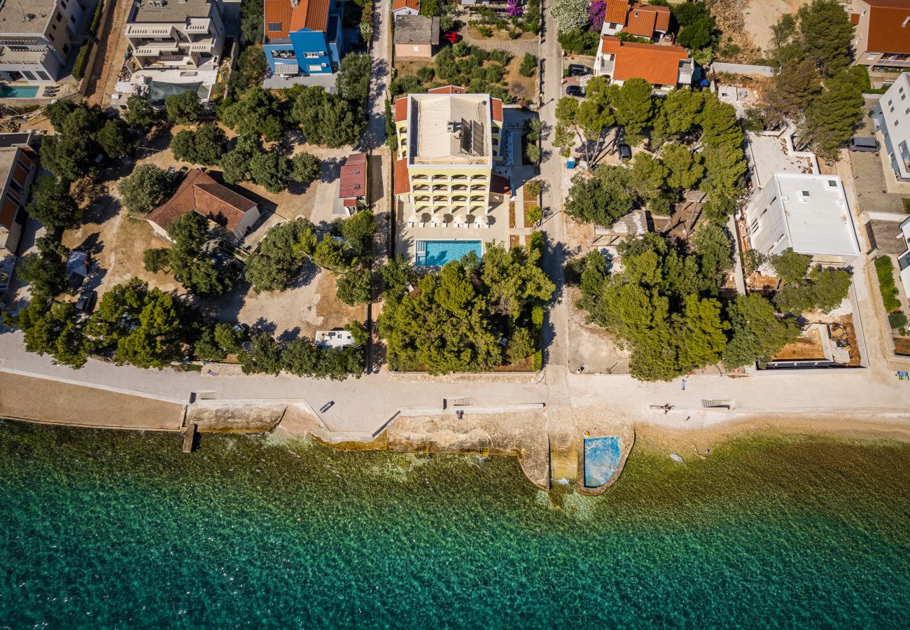 Studio in Petrcane - Beachfront Villa Nela - Studio apartment 32