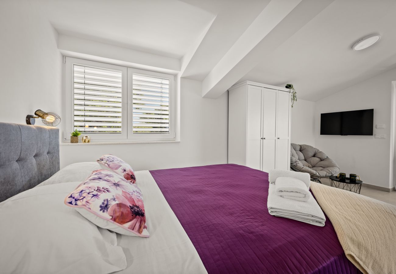 Studio in Petrcane - Beachfront Villa Nela - Studio apartment 32